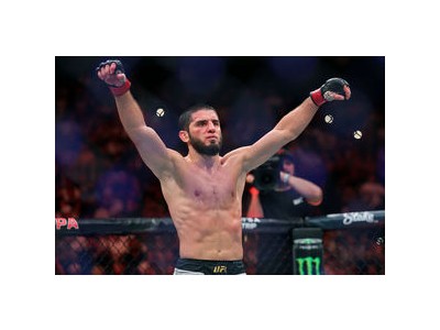 이슬람 마카체프 17연승으로 UFC 역사 새로 썼다