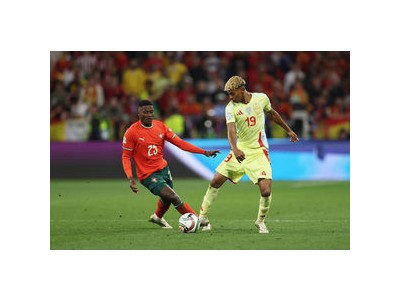 PSG 수비수 누누 멘데스 스페인 혜성 라민 야말 완벽 봉쇄하며 칭찬 폭풍