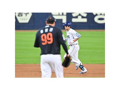 김영웅 뜨거운 타격에 삼성 팬들 환호