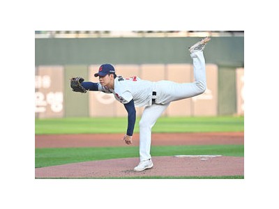 홍민기 두산전 5이닝 7탈삼진 호투했지만