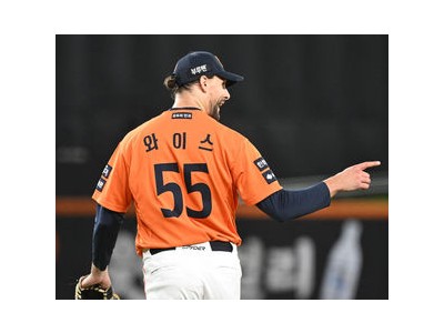 한화 삼성 꺾고 LG와 승차 5경기로 줄여