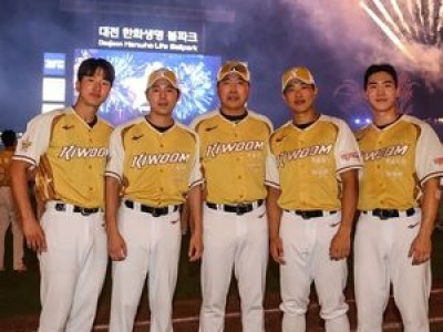 홍원기 감독 키움 팬들에 마지막 인사