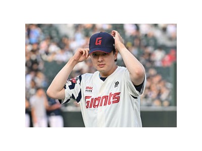 롯데 김원중 스프링캠프 불법 도박 논란에 사고 칠 일은 없어라고 말해